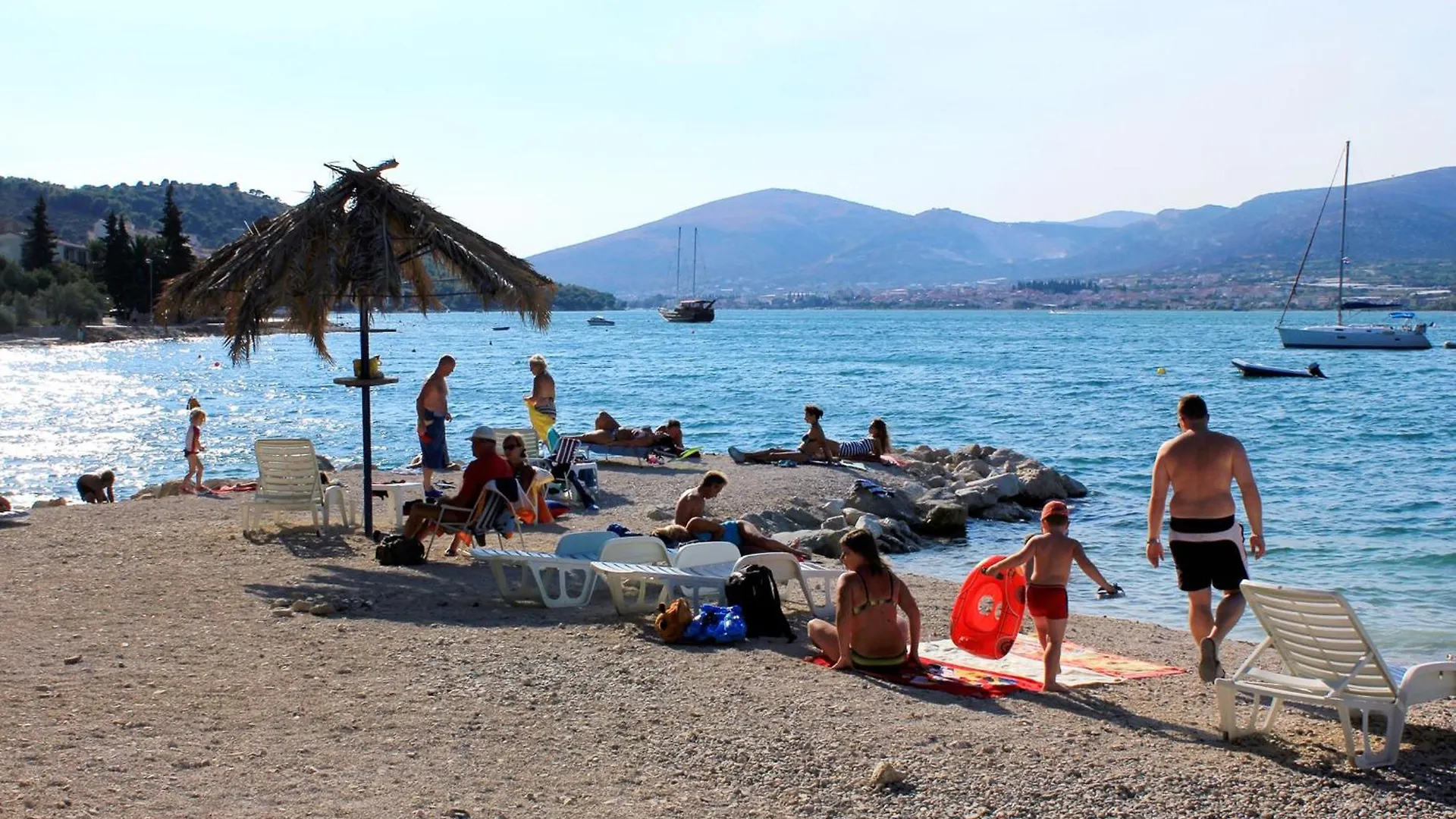 Apartments By The Sea Mastrinka, Ciovo - 11711 Trogir 0*,  Chorvatsko