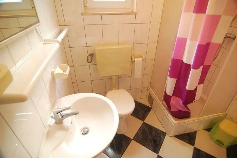 Apartments By The Sea Mastrinka, Ciovo - 11711 Trogir